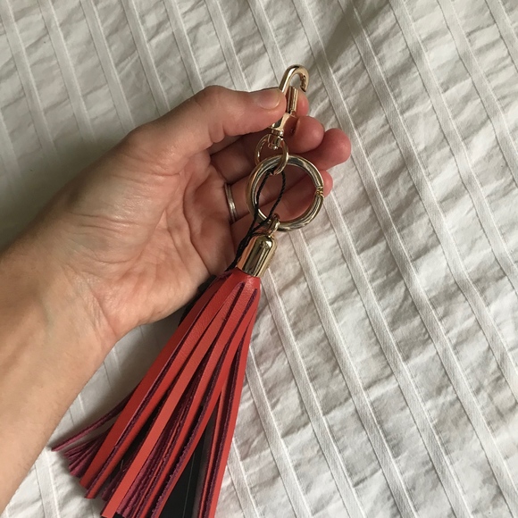 BCBG Leather keychain (FREE add on with purchase ) - Picture 3 of 4